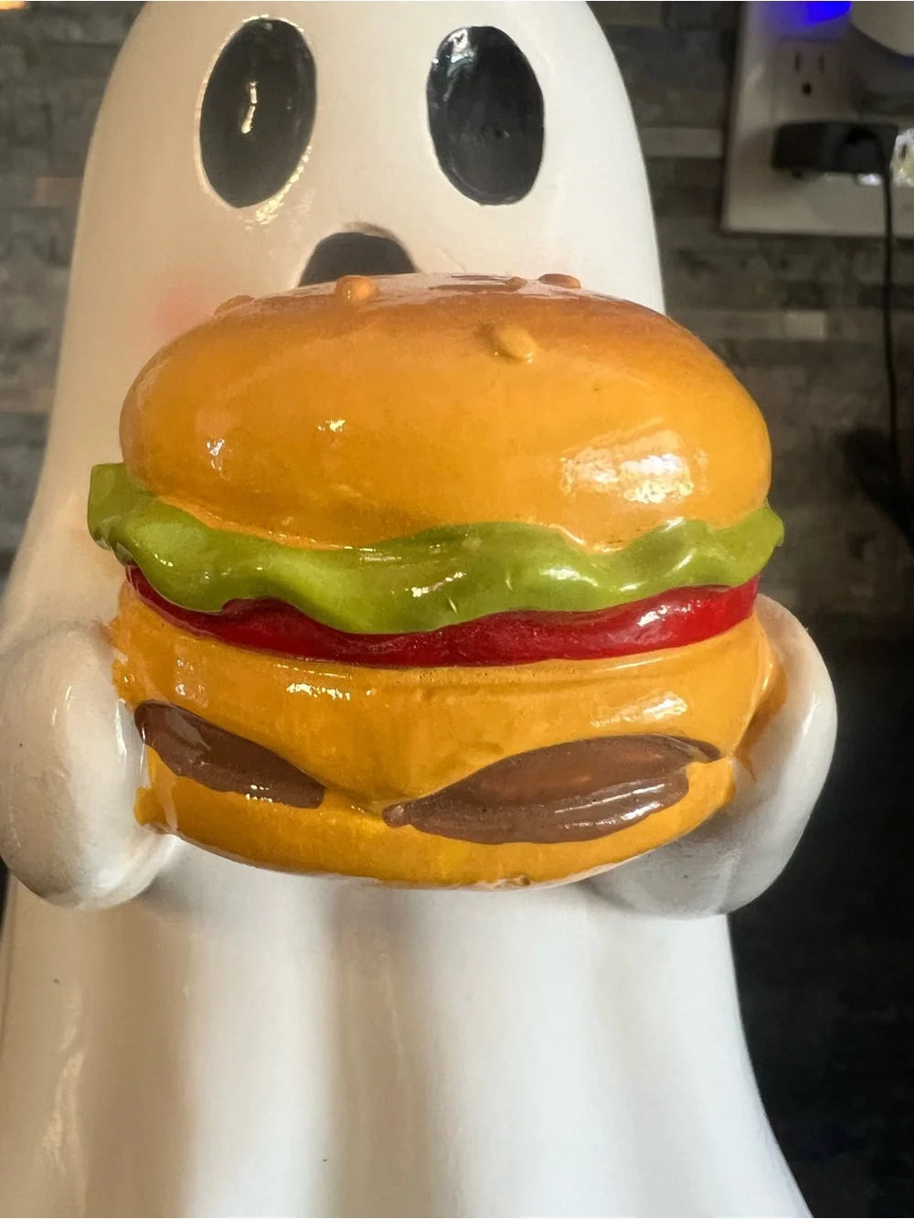SO CUTE!! Halloween GHOST Holding CHEESEBURGER